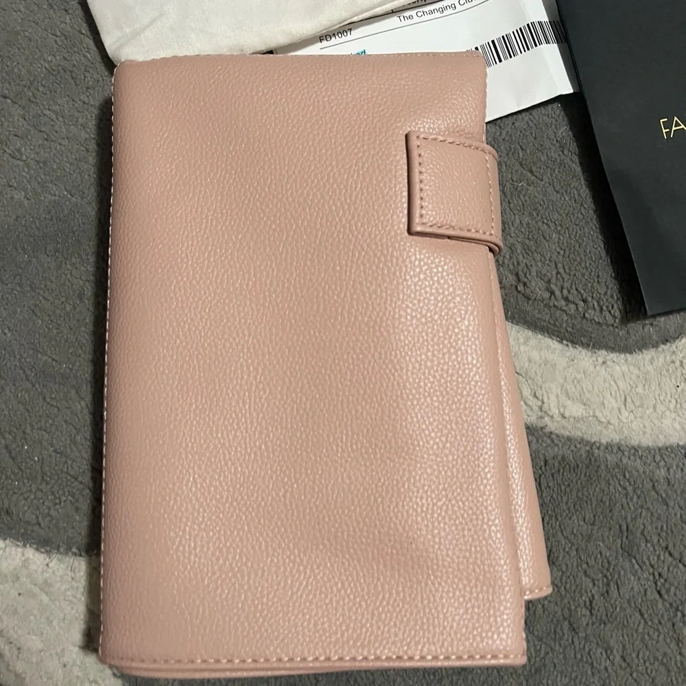 Fawn Design The Changing Clutch - Blush